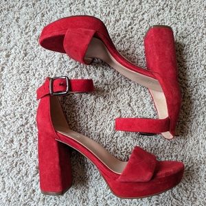 NEW 27 Edit red pumps